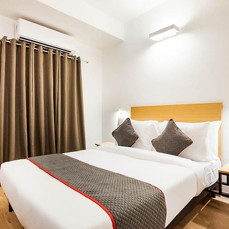 Super Townhouse Lords Inn Regency Mānglia Esterno foto