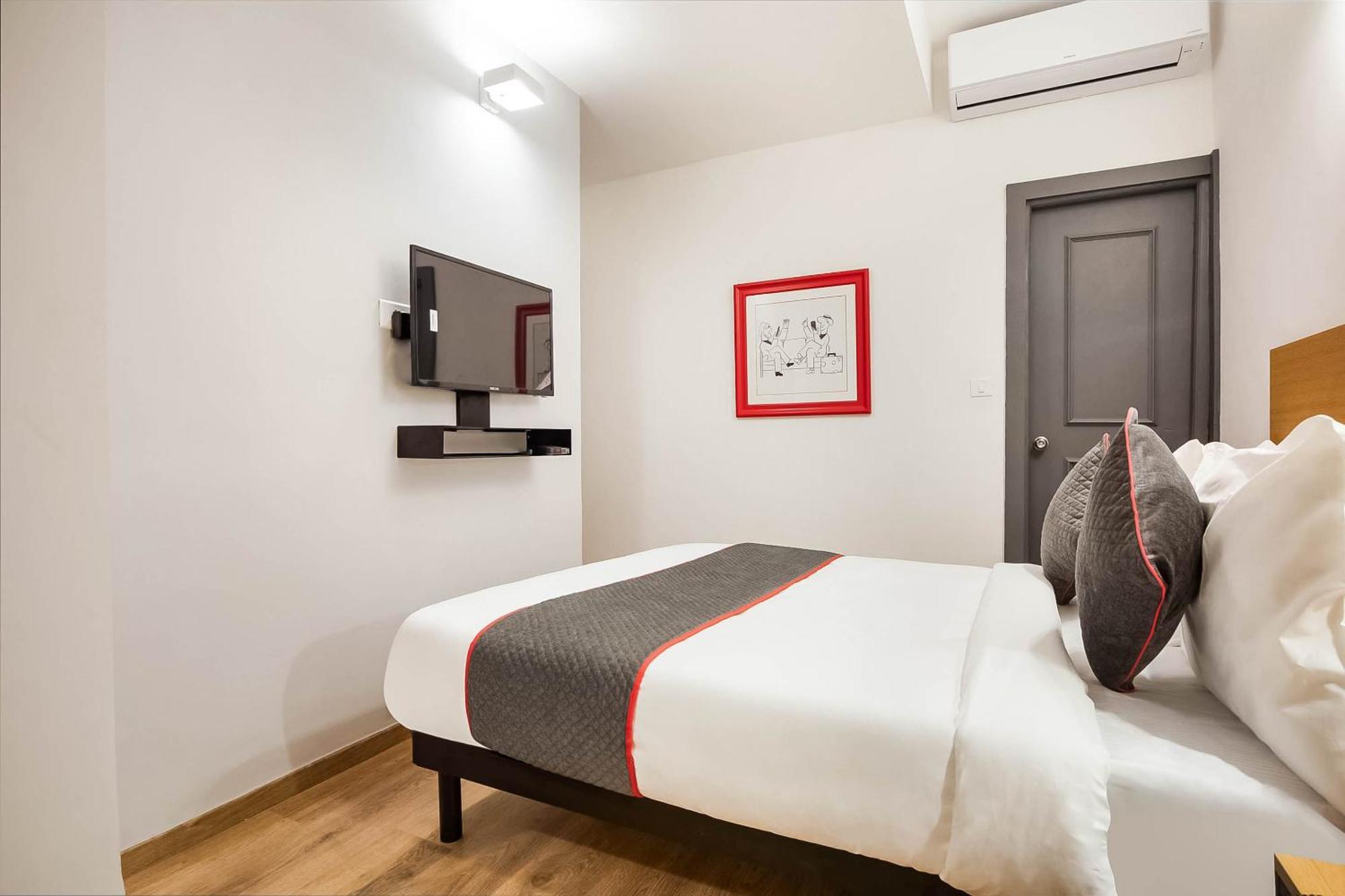 Super Townhouse Lords Inn Regency Mānglia Esterno foto
